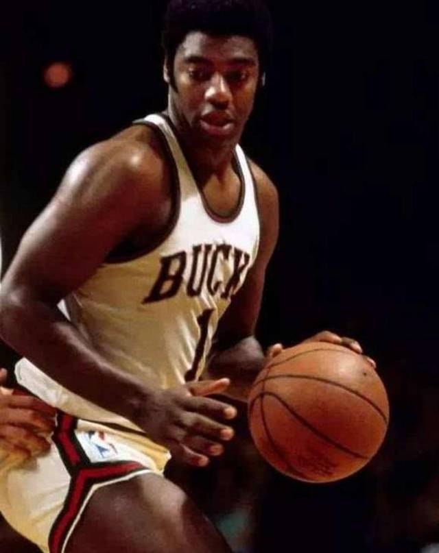 体育课程 体育课程