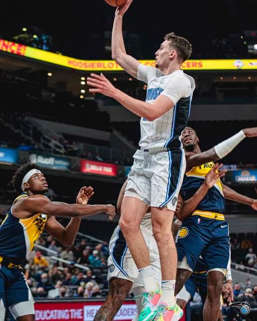 上持续展现 上持续展现